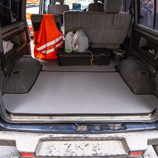 Коврики на Mitsubishi Delica 3 1986 - 1999 в Стерлитамаке Коврики на Mitsubishi Delica 3 1986 - 1999 в Стерлитамаке