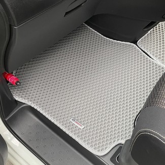 Ворсовые коврики на Nissan Serena (C26) 2010&nbsp;-&nbsp;2016 в Стерлитамаке