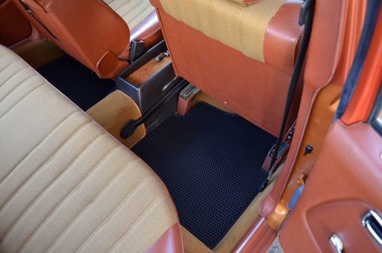 Ворсовые коврики на Mercedes W123 1975&nbsp;-&nbsp;1986 в Стерлитамаке
