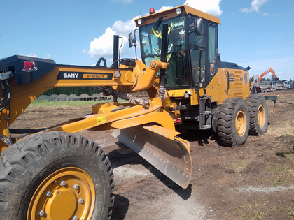Коврики на Спецтехника Автогрейдер SANY STG230C 8 AWD  в Стерлитамаке