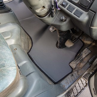 Ворсовые коврики на Mitsubishi Fuso Canter VI узкая кабина 1991&nbsp;-&nbsp;2010 в Стерлитамаке