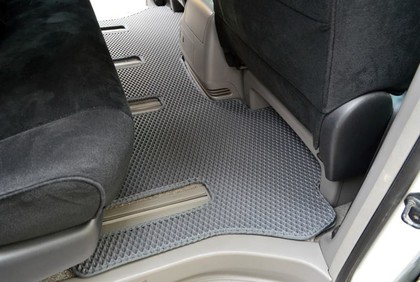 Ворсовые коврики на Toyota Alphard (H10) 2002&nbsp;-&nbsp;2008 в Стерлитамаке