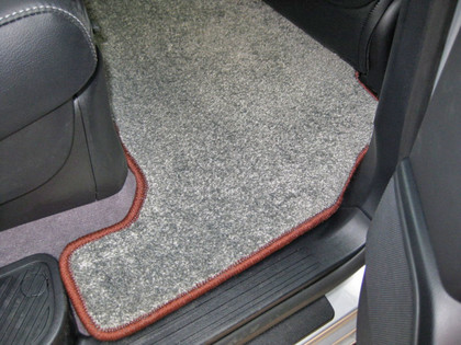 Коврики на Toyota Land Cruiser 200 2007&nbsp;-&nbsp;2021 в Стерлитамаке