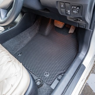 Ворсовые коврики на Toyota Prius (30) 2009&nbsp;-&nbsp;2016 в Стерлитамаке
