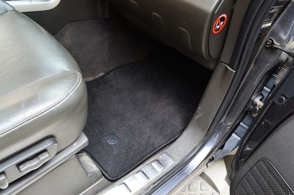 Ворсовые коврики на Nissan Navara III 2004&nbsp;-&nbsp;2015 в Стерлитамаке