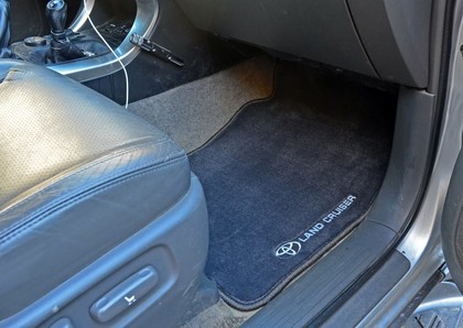 Ворсовые коврики на Toyota Land Cruiser Prado 120 2002&nbsp;-&nbsp;2009 в Стерлитамаке