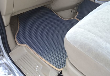 Ворсовые коврики на Nissan Serena (C24) 1999&nbsp;-&nbsp;2005 в Стерлитамаке