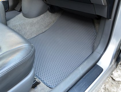 Ворсовые коврики на Toyota Prius (20) 2004&nbsp;-&nbsp;2009 в Стерлитамаке