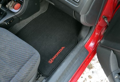Ворсовые коврики на Honda Civic VI 2d 1995 - 2000 в Стерлитамаке Ворсовые коврики на Honda Civic VI 2d 1995 - 2000 в Стерлитамаке
