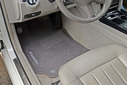 Ворсовые коврики на Mercedes E (W212) 2009 - 2016 в Стерлитамаке Ворсовые коврики на Mercedes E (W212) 2009 - 2016 в Стерлитамаке