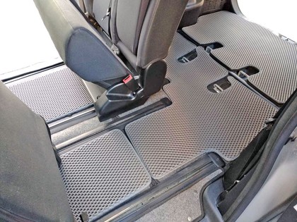 Ворсовые коврики на Toyota Voxy (R80) 2014&nbsp;-&nbsp;2021 в Стерлитамаке