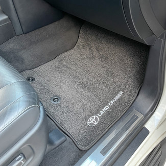 Коврики на Toyota Land Cruiser 200 2007&nbsp;-&nbsp;2021 в Стерлитамаке