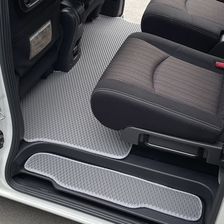 Ворсовые коврики на Nissan Serena (C26) 2010&nbsp;-&nbsp;2016 в Стерлитамаке