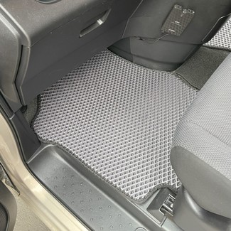 Ворсовые коврики на Nissan Serena (C26) 2010&nbsp;-&nbsp;2016 в Стерлитамаке