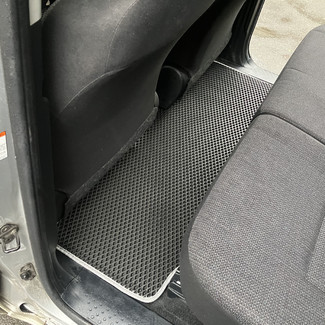 Ворсовые коврики на Toyota Sienta II 2015&nbsp;-&nbsp;2022 в Стерлитамаке