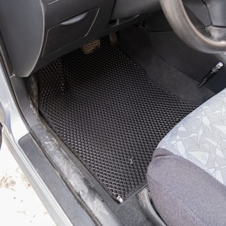 Ворсовые коврики на Toyota Corolla (E12) 2000&nbsp;-&nbsp;2007 в Стерлитамаке